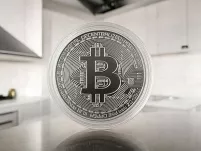 Srebrna moneta kolekcjonerska Bitcoin BTC - 2